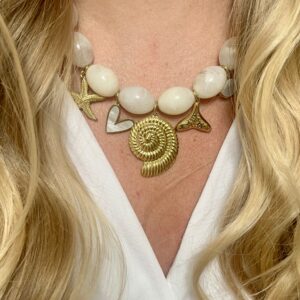 Collier Isla