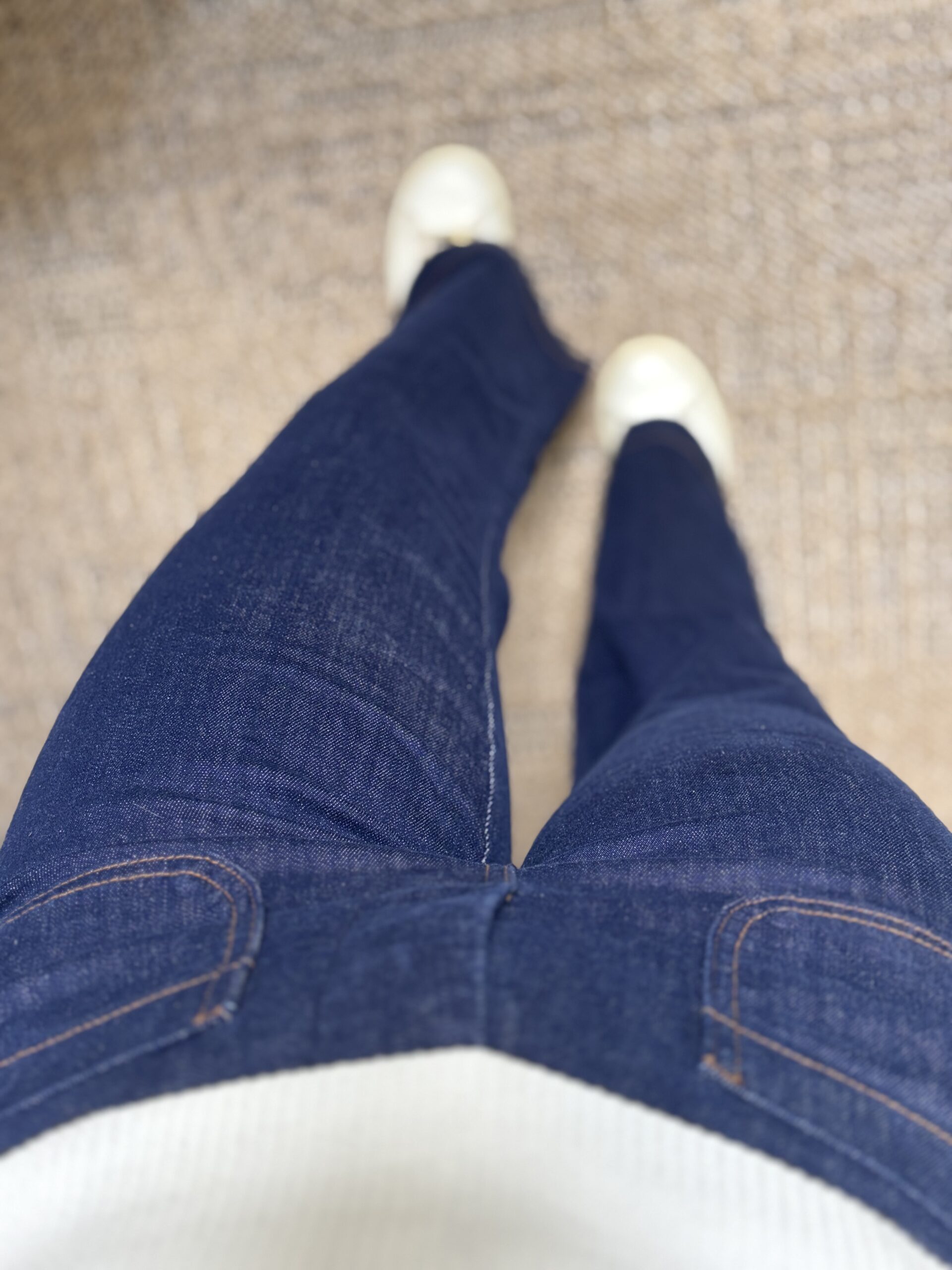 Jeans Loeza – Image 2